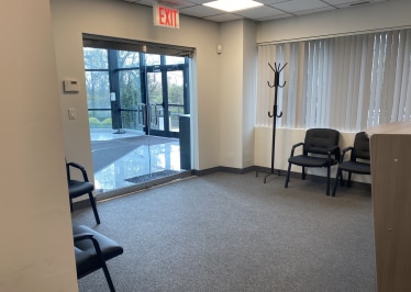 1300 Veterans Memorial Hwy, Hauppauge, NY for lease Interior Photo- Image 1 of 7