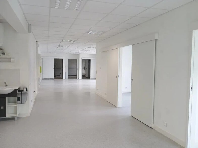 129 Passage De Morges, Saint-Gervais-les-Bains for lease - Interior Photo - Image 2 of 11