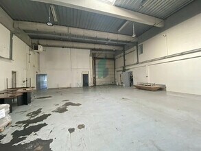Flex in Argenteuil for lease Interior Photo- Image 2 of 6