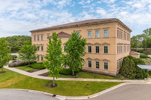 4970 Varsity Dr, Lisle IL - Parking Garage