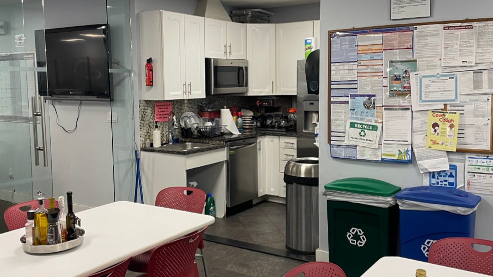 54-08 Vernon Blvd, Long Island City, NY for lease - Interior Photo - Image 2 of 7