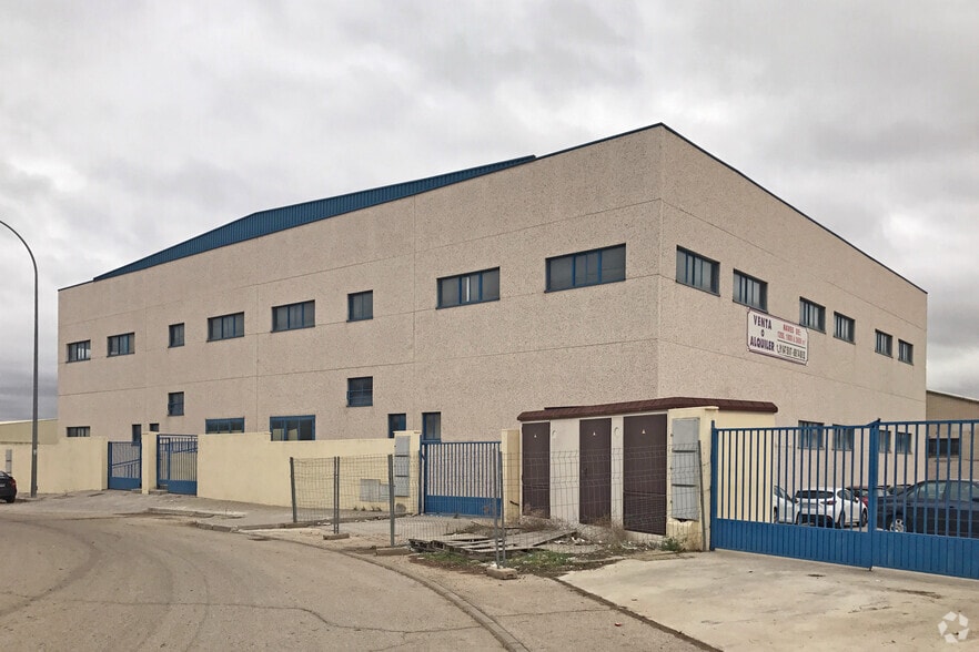 Industrial in Móstoles, Madrid for sale - Building Photo - Image 1 of 8