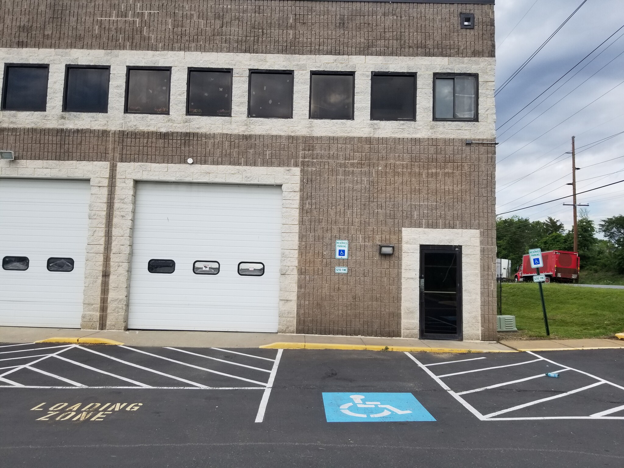 4925-4949 Beech Rd, Temple Hills, MD for lease Interior Photo- Image 1 of 14