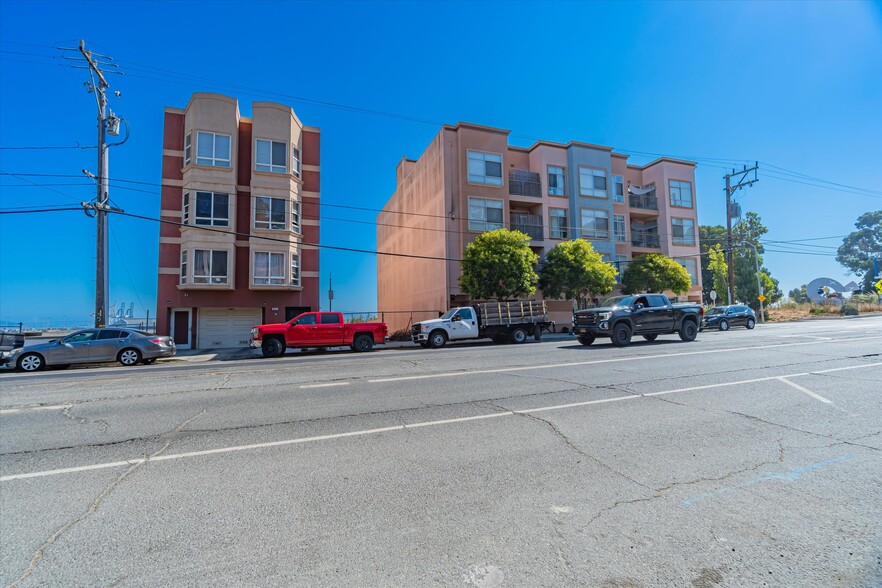 818 Innes Ave, San Francisco, CA for sale - Building Photo - Image 2 of 49