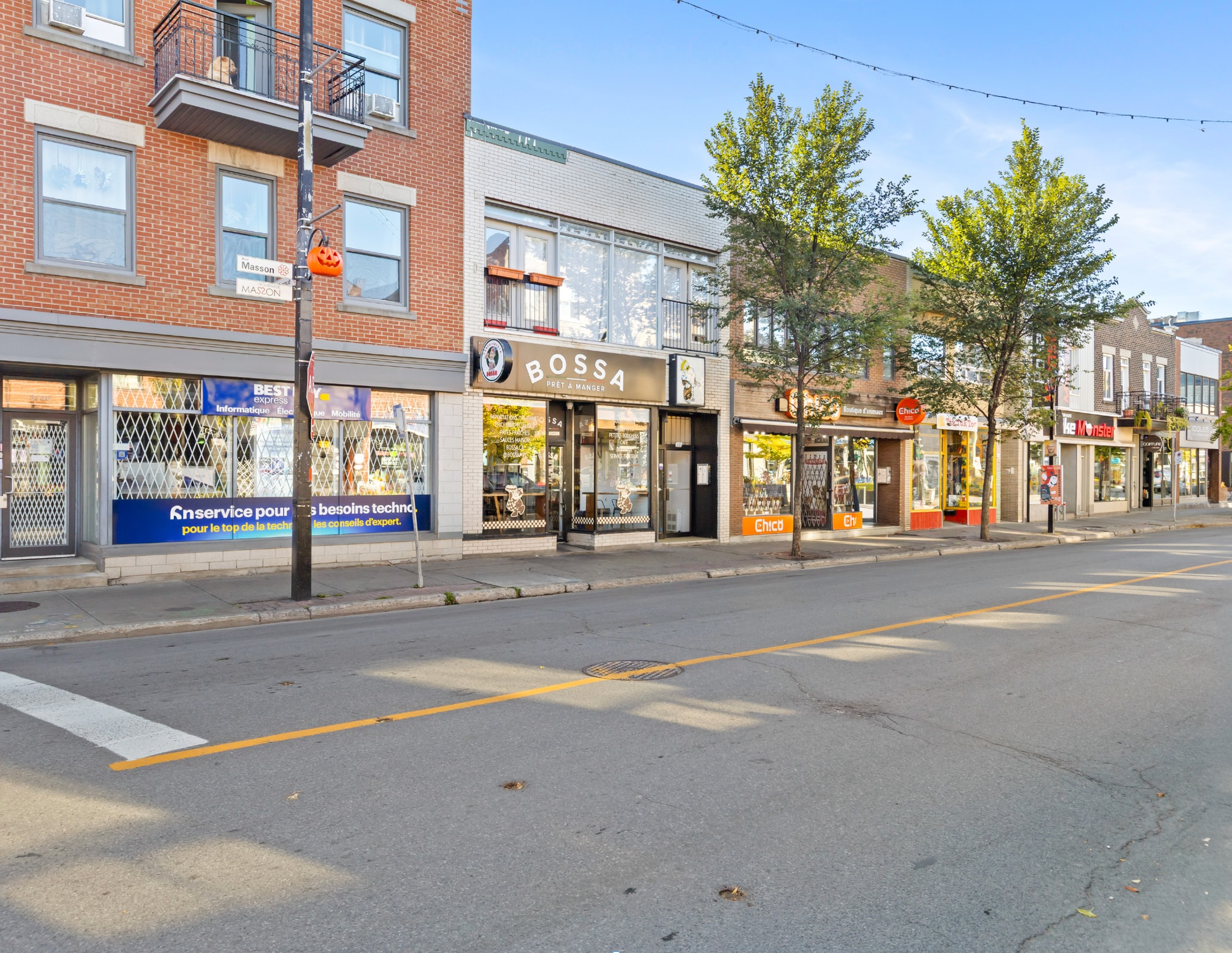 3103 Rue Masson, Montréal, QC for lease Primary Photo- Image 1 of 6