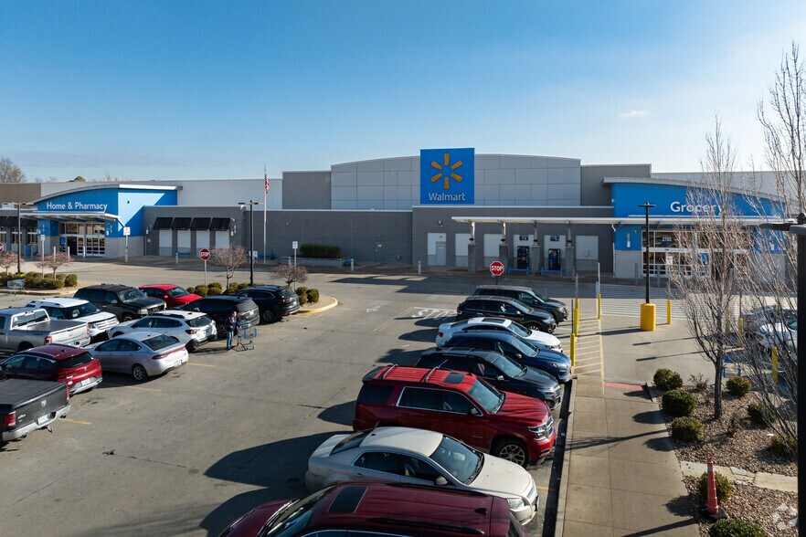 2700 Ridge Point Dr, High Ridge, MO for sale - Primary Photo - Image 1 of 1