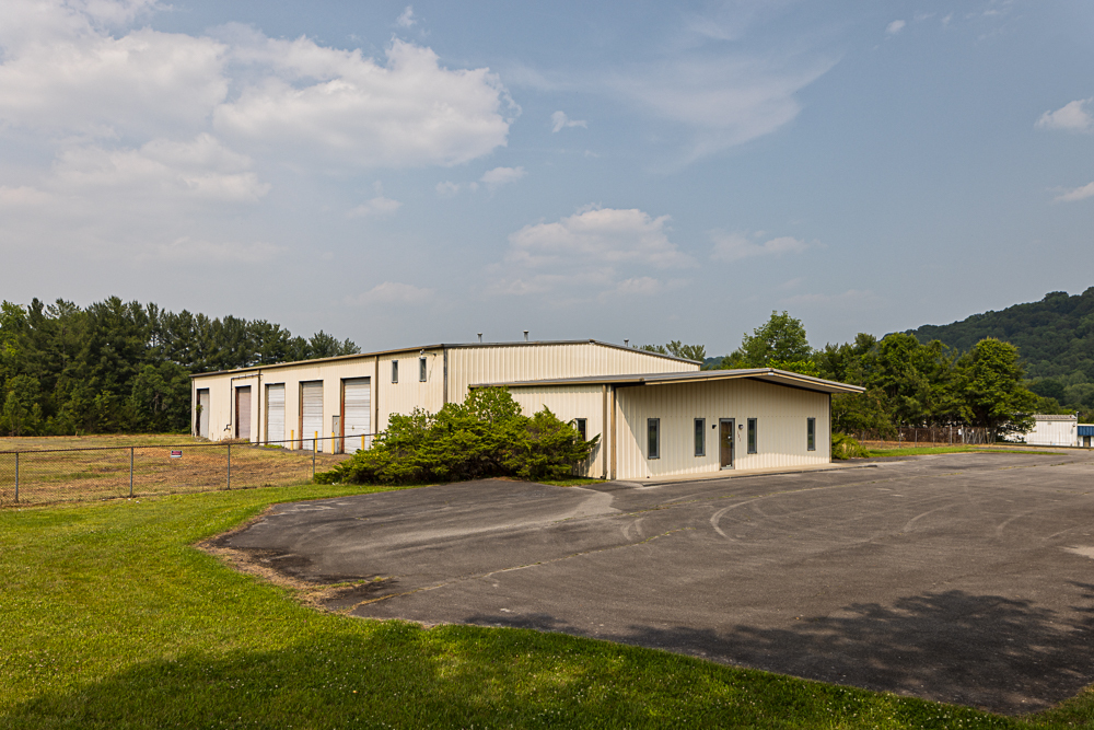 101 Regional Park Dr, Kingsport, TN for sale Primary Photo- Image 1 of 1