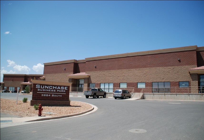 3884 S River Rd, St George, UT for sale - Primary Photo - Image 1 of 2
