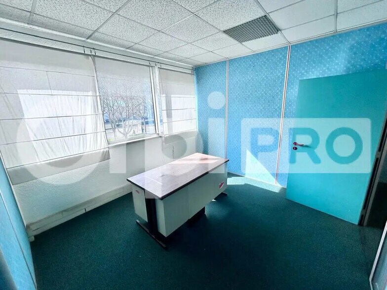 Office in Grigny for sale - Interior Photo - Image 3 of 5