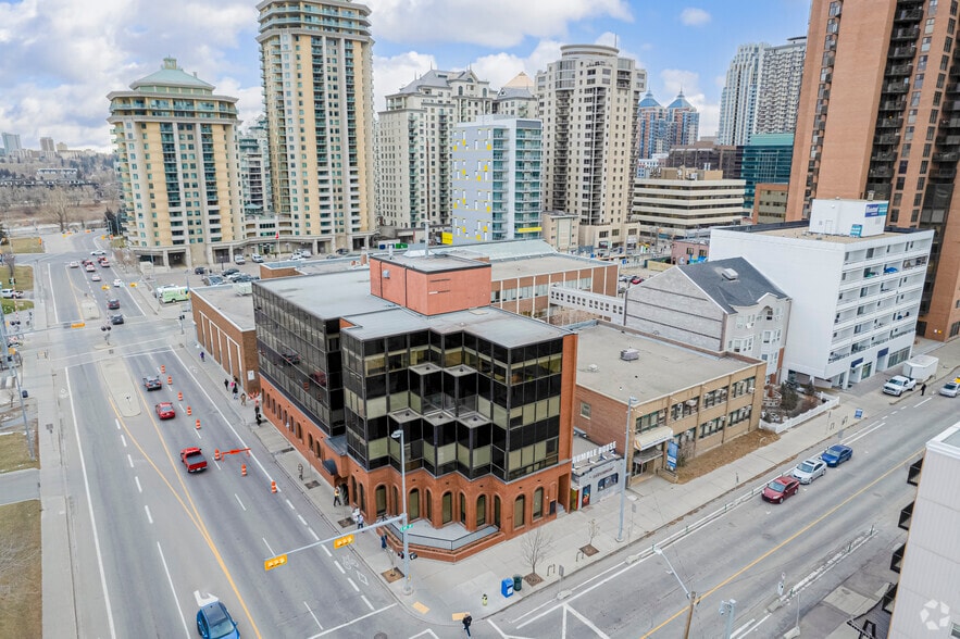 750 11th St SW, Calgary, AB for lease - Aerial - Image 3 of 6