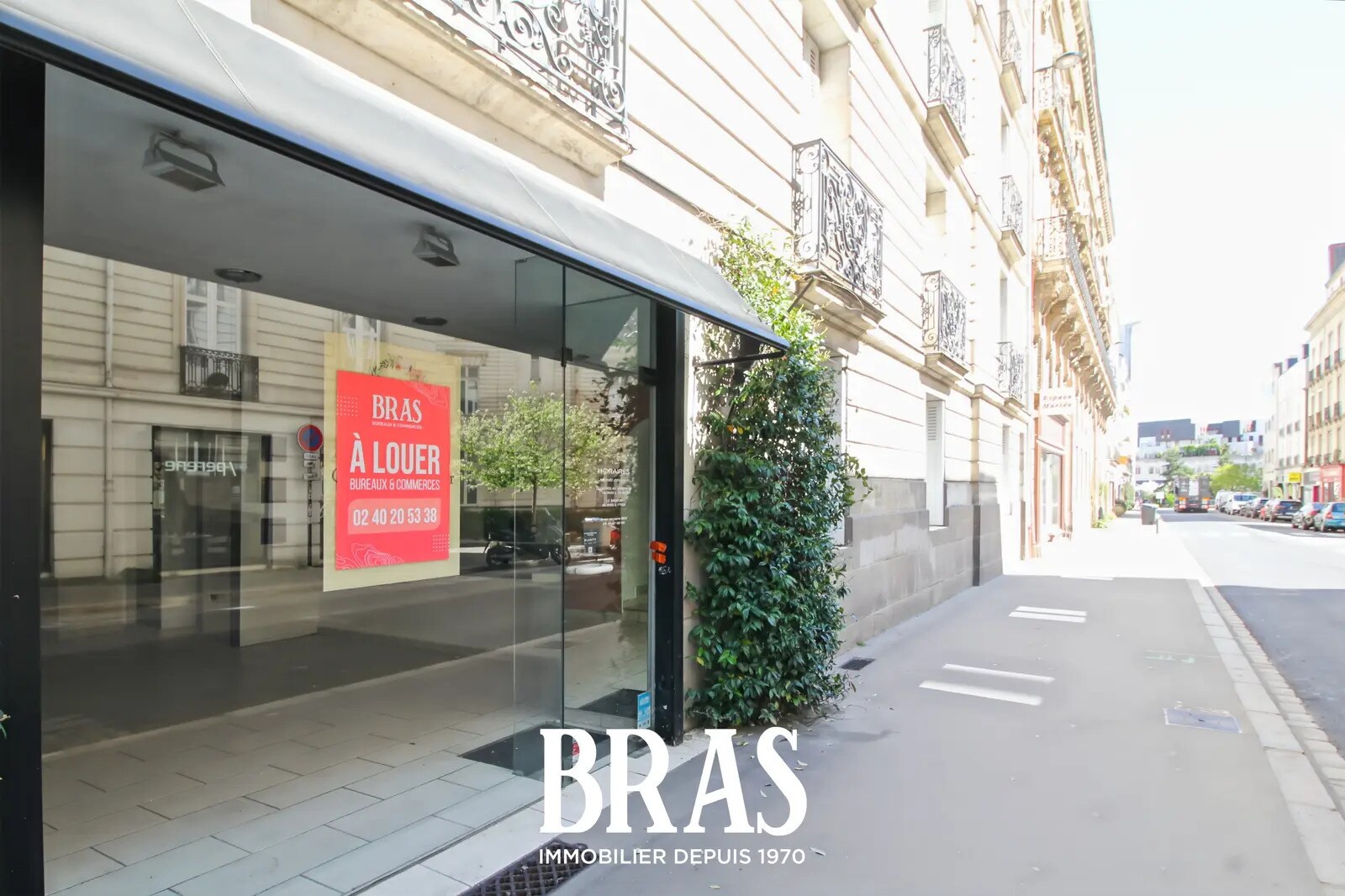 Retail in Nantes for lease Building Photo- Image 1 of 6