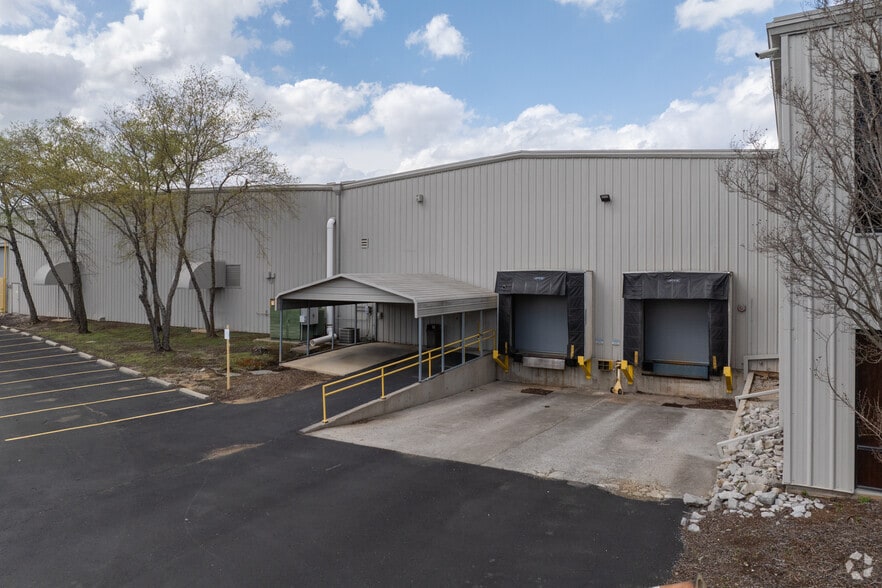 3333 Stanwood Blvd NE, Huntsville, AL for sale - Building Photo - Image 2 of 7