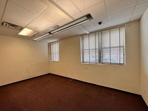 35 N Tyson Ave, Floral Park, NY for lease Interior Photo- Image 2 of 3