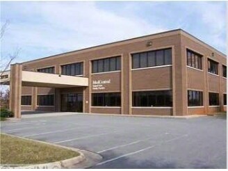 231 Plaza Ln, High Point, NC for sale Primary Photo- Image 1 of 1