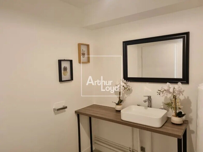 Office in Melun for sale - Interior Photo - Image 3 of 7