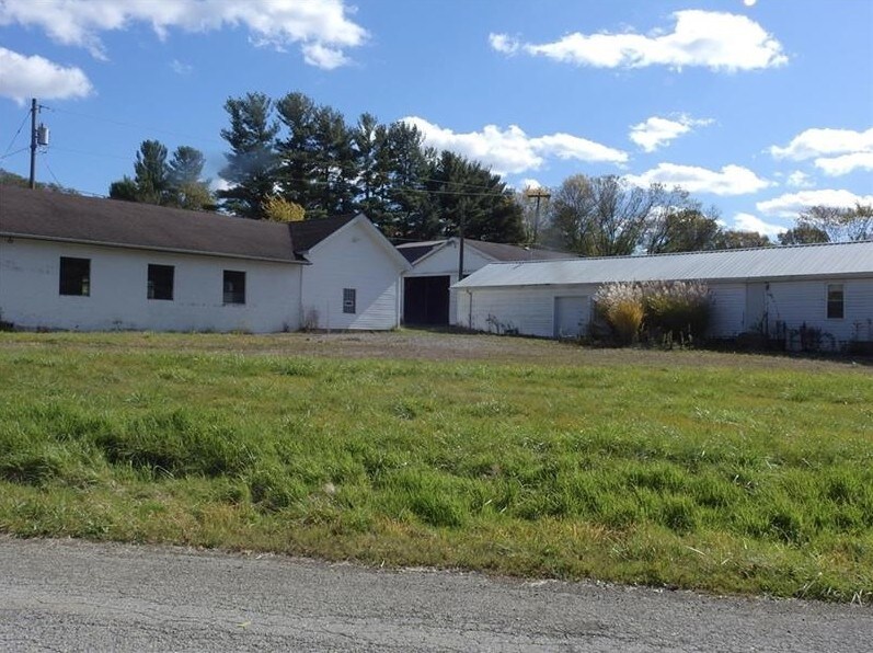 86 Valley Rd, Eighty Four, PA 15330 84/86 Valley Road