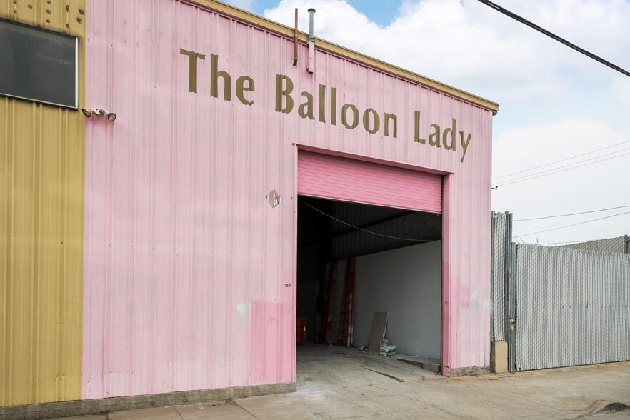 750 24th St, San Francisco, CA for lease - Building Photo - Image 3 of 5