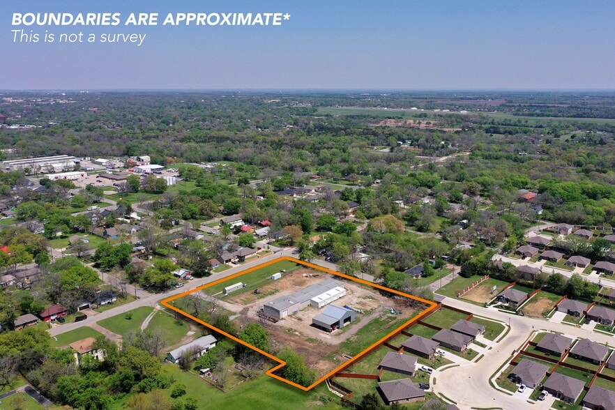 224 E Cottage St, Sherman, TX for sale - Building Photo - Image 2 of 24