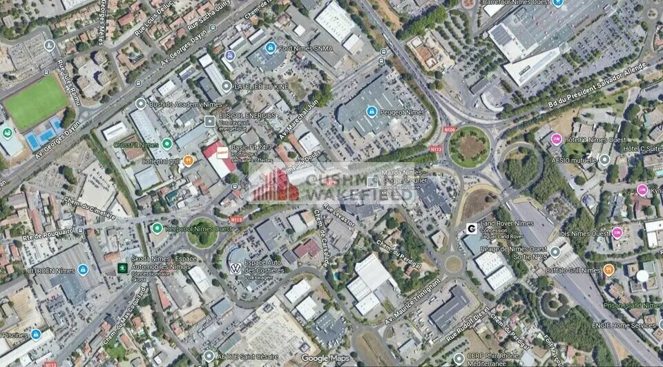 Retail in Nîmes for lease - Building Photo - Image 3 of 3