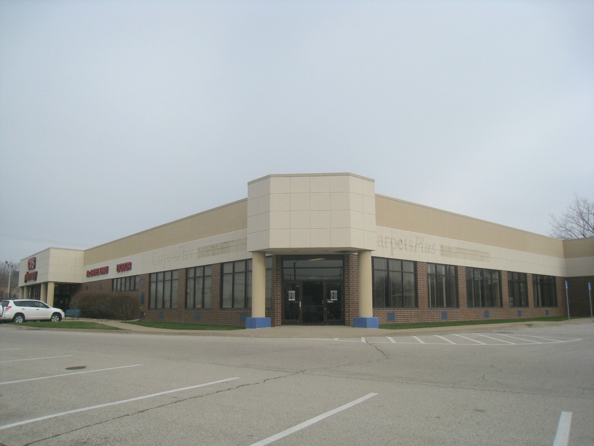 4110-4116 Center Point Rd NE, Cedar Rapids, IA for sale Primary Photo- Image 1 of 1