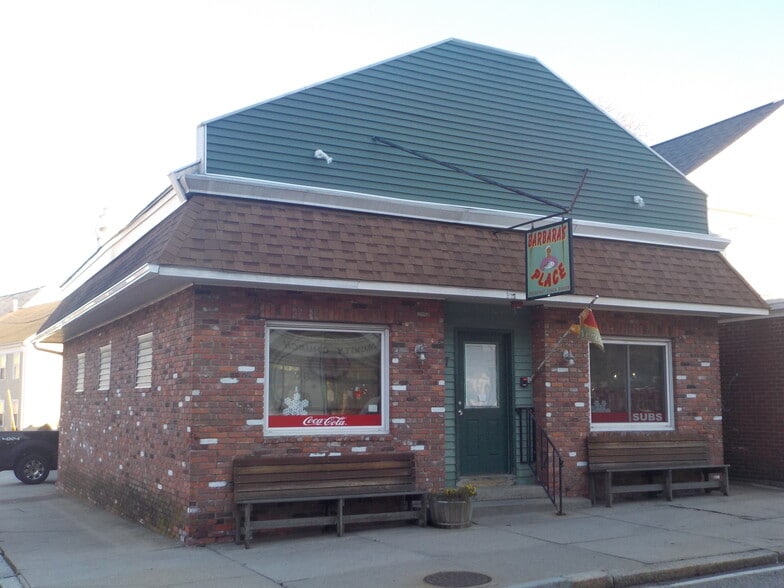 77 N Main St, Woonsocket, RI for sale - Primary Photo - Image 1 of 1