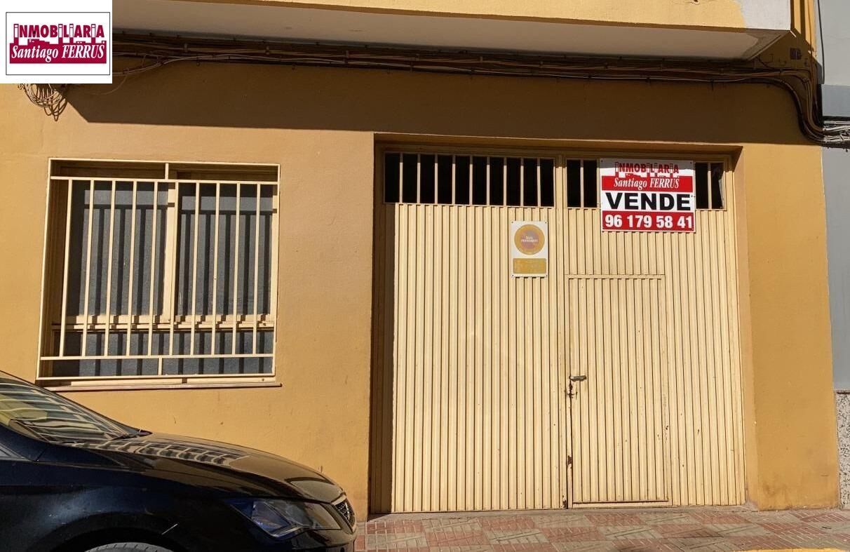 Retail in Benifaió, Valencia for sale Building Photo- Image 1 of 6