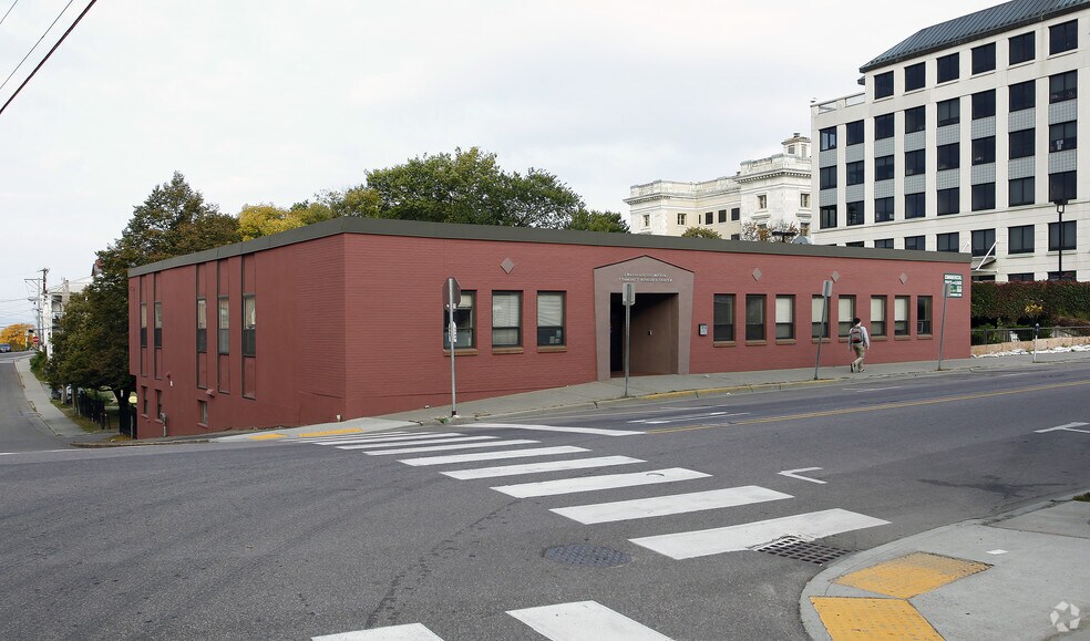 177179 S Winooski Ave, Burlington, VT 05401