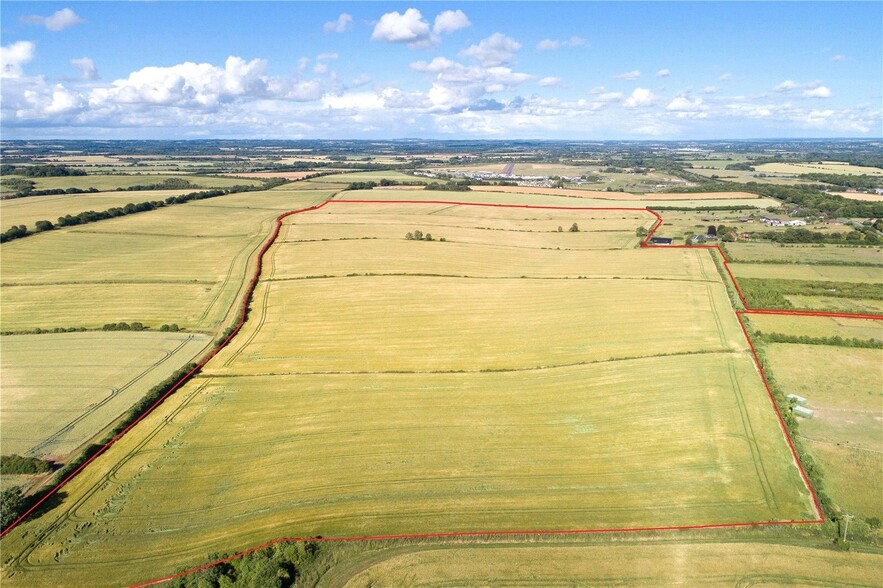 A303, Andover for sale - Primary Photo - Image 1 of 3