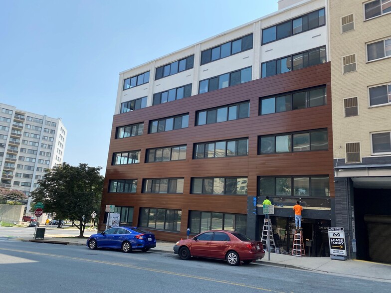 700 Roeder Rd, Silver Spring, MD for sale - Building Photo - Image 1 of 1