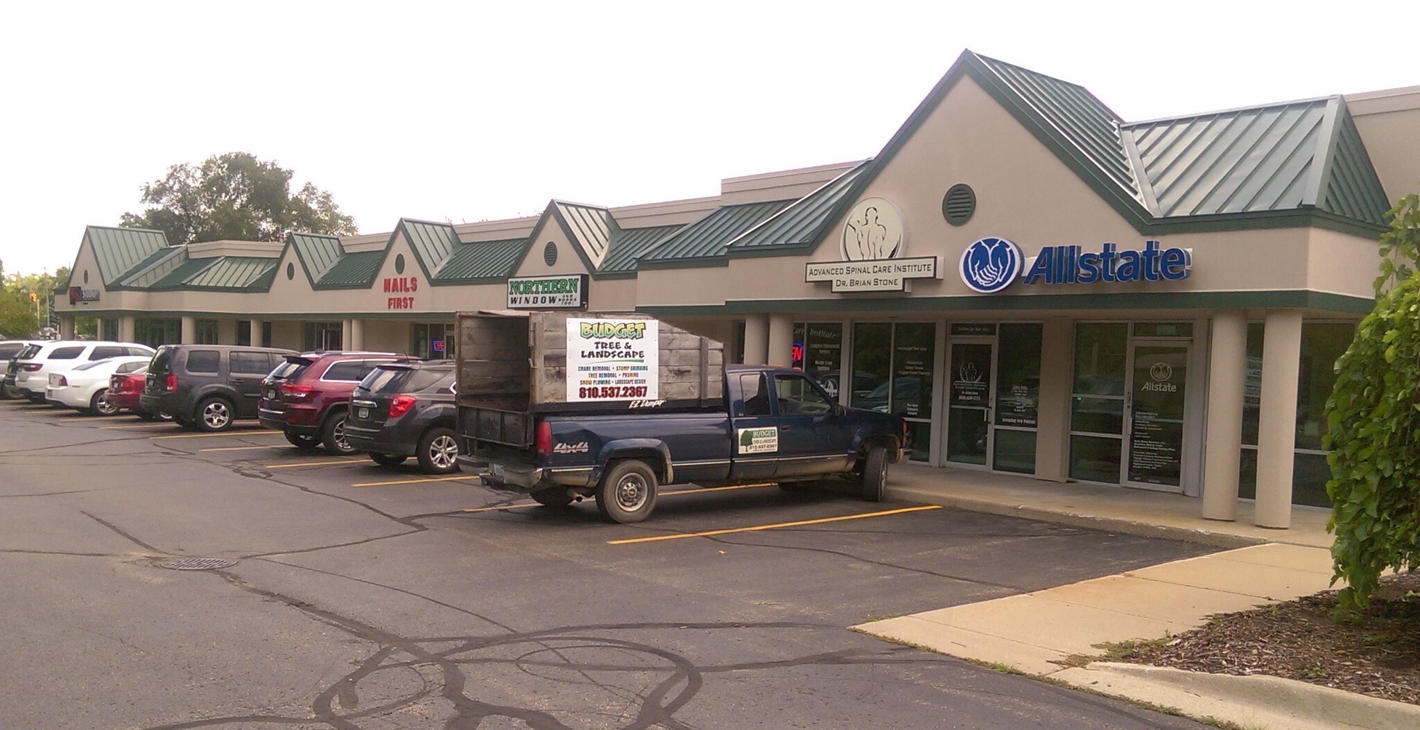 2545 W Silver Lake Rd, Fenton, MI for sale Primary Photo- Image 1 of 1