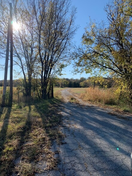 747 S Moretz Ave, Claremore, OK for sale - Building Photo - Image 2 of 9