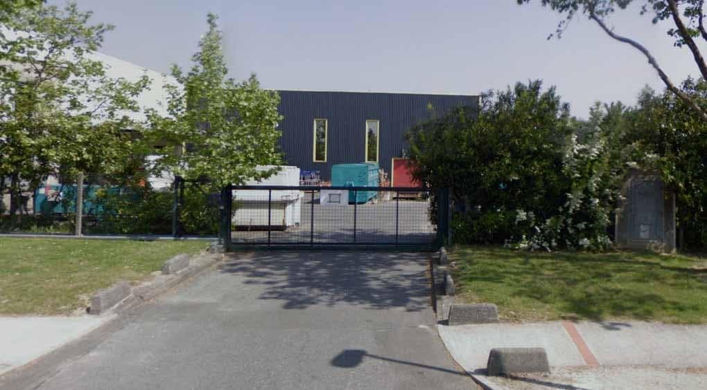 Industrial in Bondoufle for lease Building Photo- Image 1 of 7