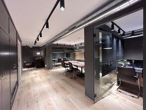 Office in Sabadell, Barcelona for lease Interior Photo- Image 2 of 21