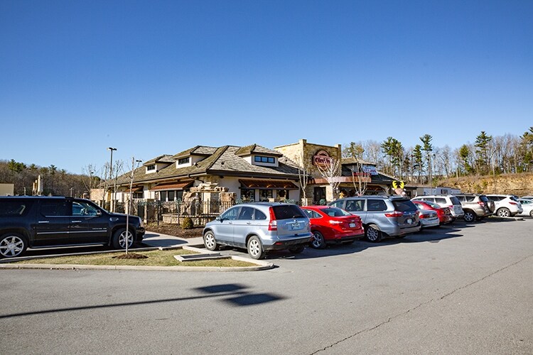 4291 Robert C Byrd Dr, Beckley, WV for sale - Building Photo - Image 1 of 1