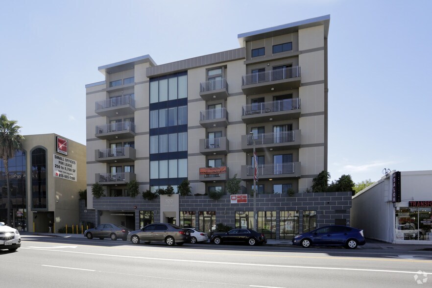 15210-15222 Ventura Blvd, Sherman Oaks, CA for sale - Primary Photo - Image 1 of 1