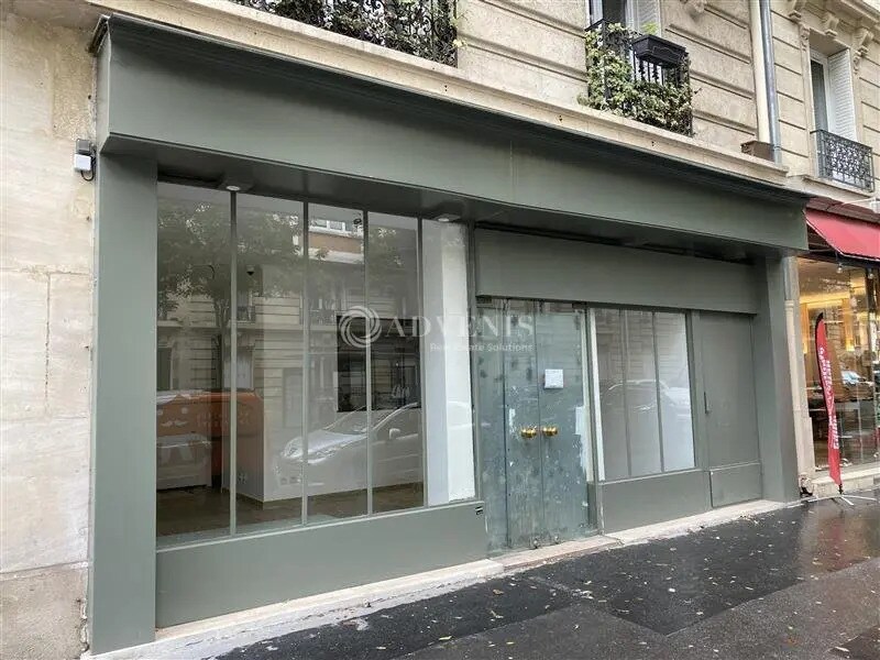 Retail in Paris for lease Building Photo- Image 1 of 5