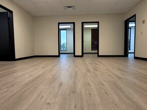 5350 S Western Ave, Oklahoma City, OK for lease Interior Photo- Image 1 of 6