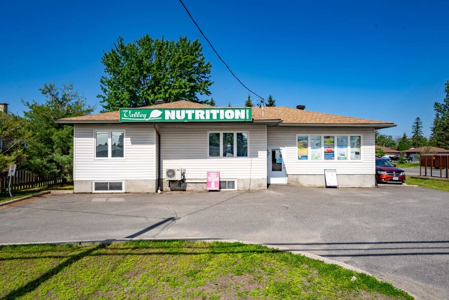 3191 Old Hwy 69 N, Val Caron, ON for sale - Primary Photo - Image 1 of 24