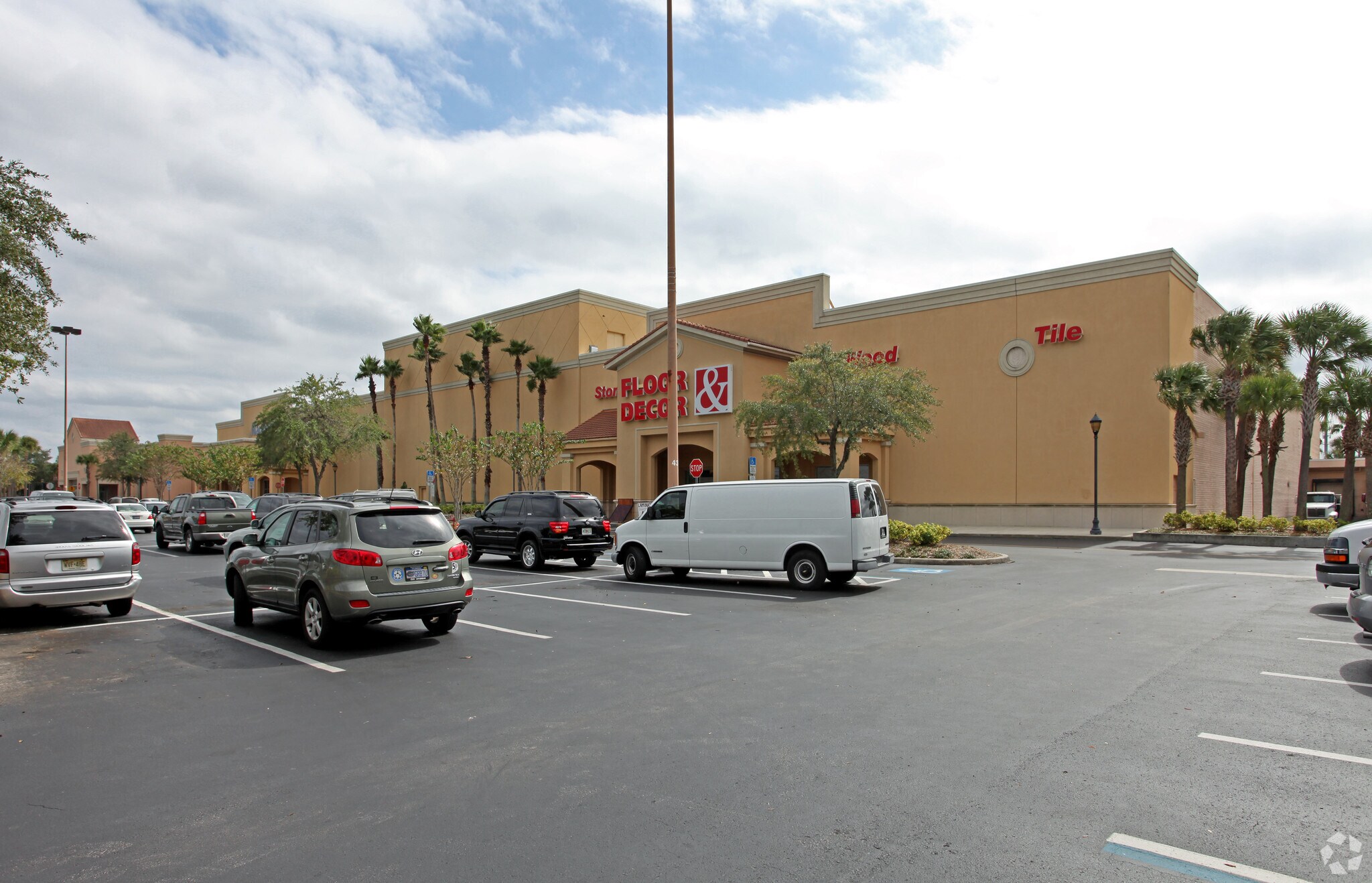 2410-2606 E Colonial Dr, Orlando, FL 32803 - Colonial Plaza | LoopNet - Fazoli's East Colonial Drive Orlando Fl