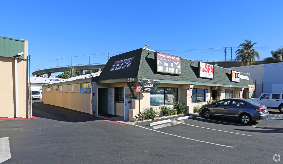 5803-5805 Mission Gorge Rd, San Diego, CA 92120 | LoopNet