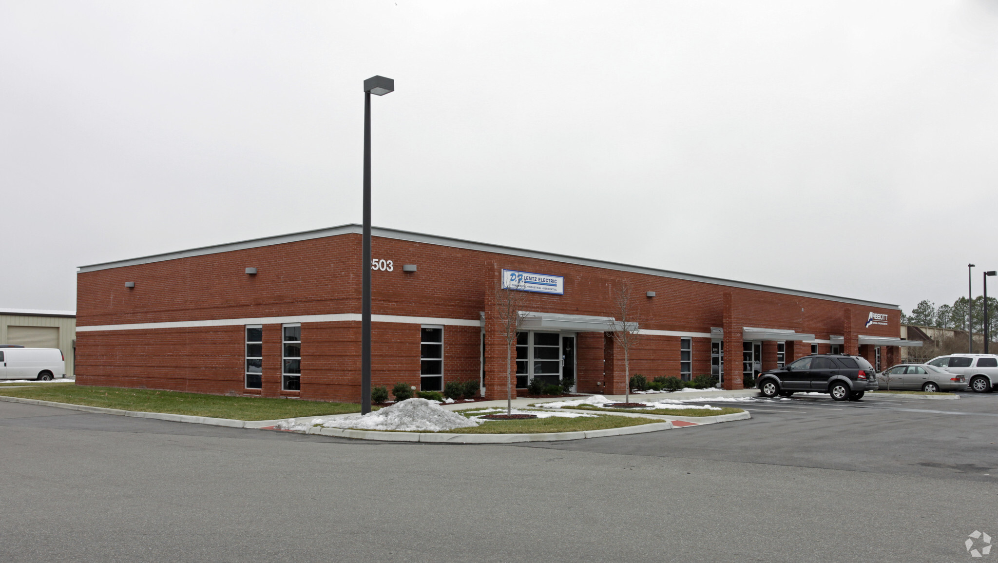 2503 58th St, Hampton, VA for lease Building Photo- Image 1 of 7