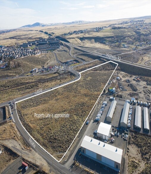 101 Reata Rd, Kennewick, WA 99336