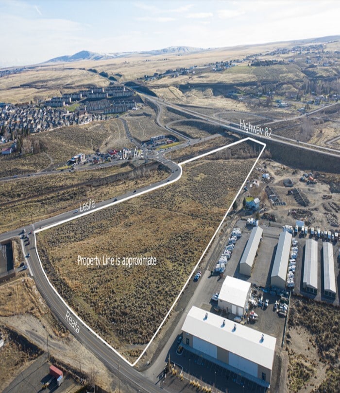 101 Reata Rd, Kennewick, WA 99336