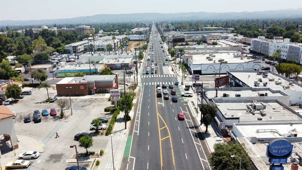 8501-8511 Reseda Blvd, Northridge, CA for lease - Building Photo - Image 2 of 10