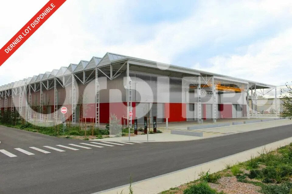 Industrial in Soissons for lease Building Photo- Image 1 of 4