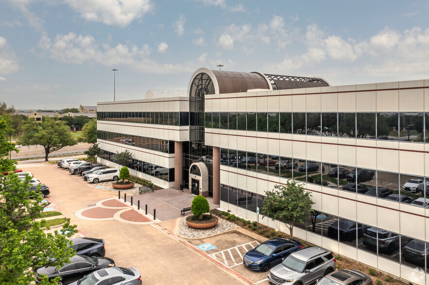 600 E John Carpenter Fwy, Irving, TX for lease - Building Photo - Image 1 of 21