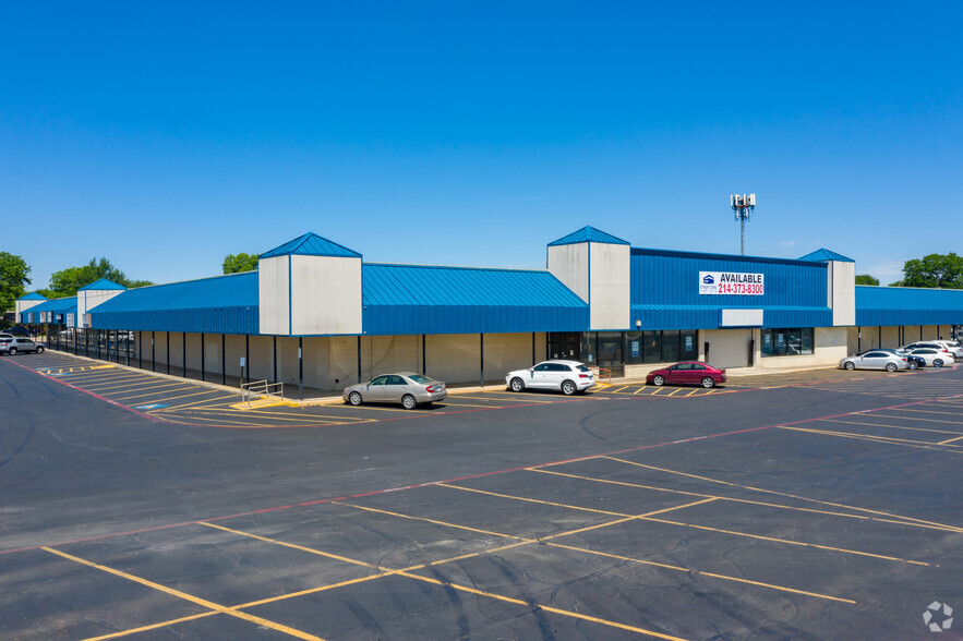 4105-4121 Denton Hwy, Haltom City, TX for lease - Building Photo - Image 2 of 11