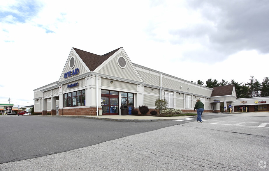 123 Nashua Rd, Londonderry, NH for lease - Primary Photo - Image 2 of 7