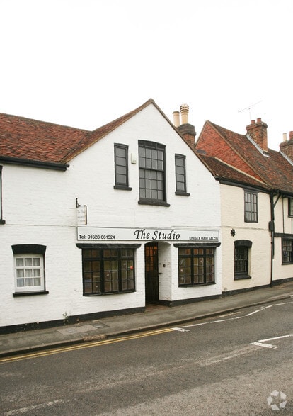 9 High St, Burnham for lease - Building Photo - Image 1 of 3