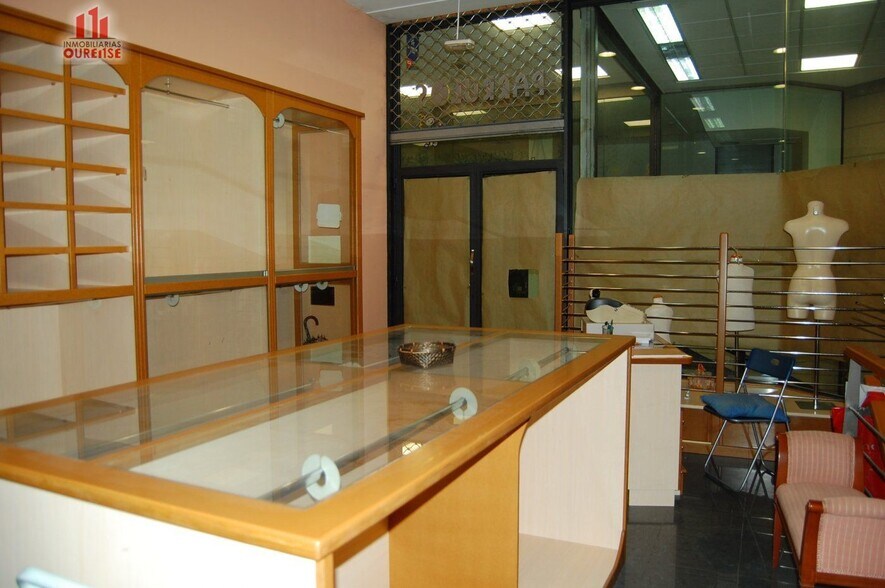 Retail in Ourense, Orense for lease - Building Photo - Image 3 of 8